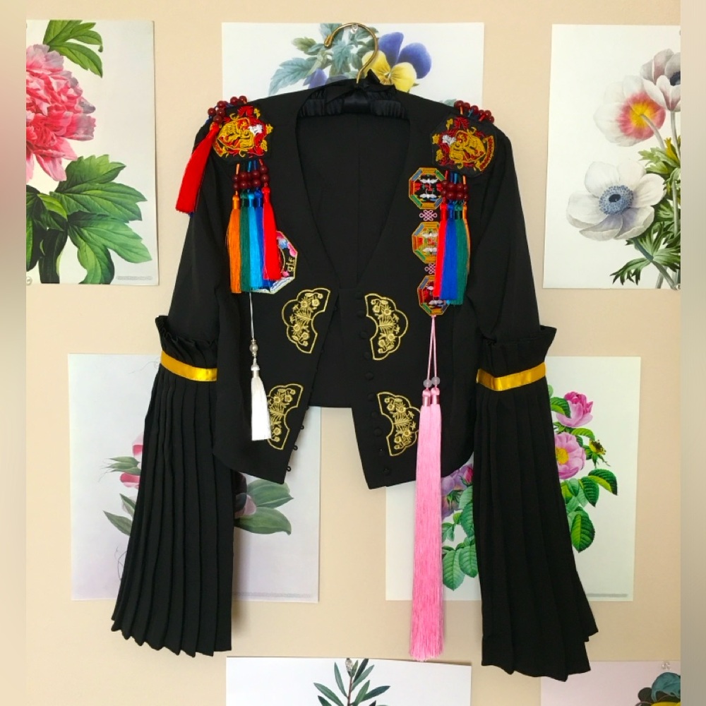 BLACKPINK K-pop Hanbok Inspired Jacket US Tonight Show Replica XS